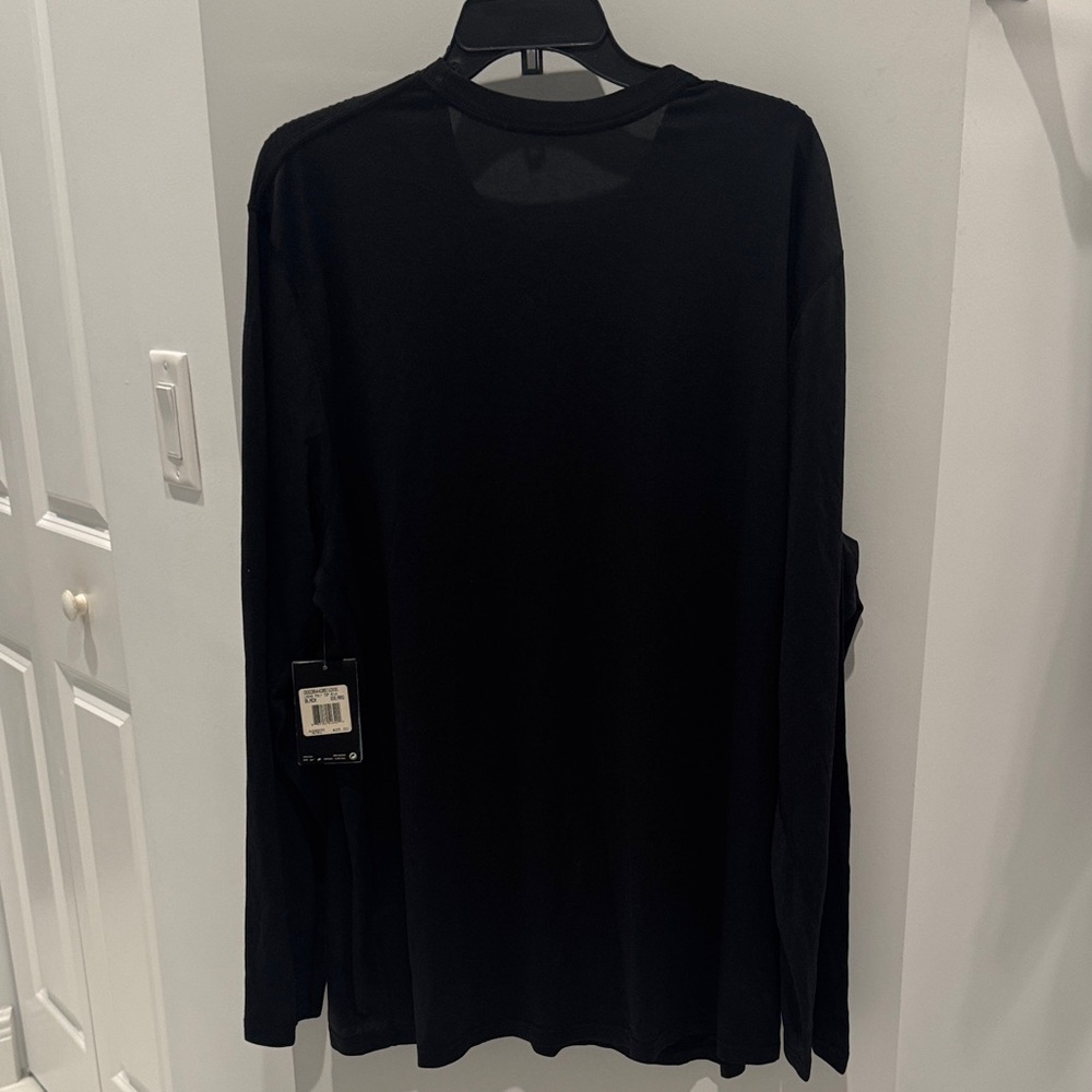 Nike Men's Black Long Sleeve Shirt - Picture 3 of 3
